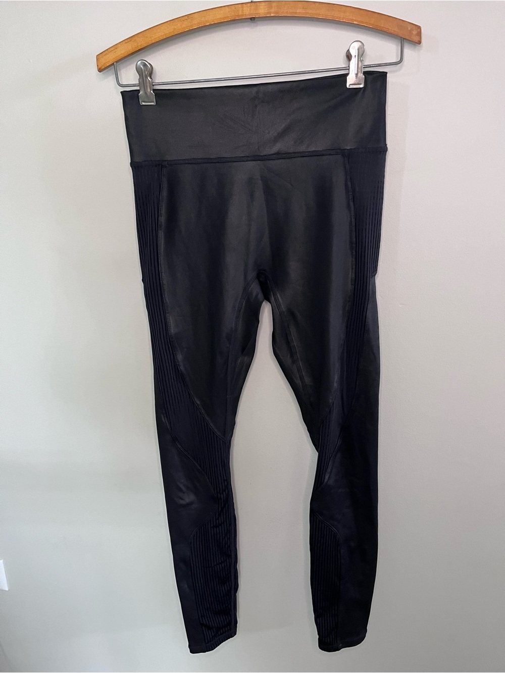 Fabletics Black Faux Leather Ribbed Panel‎ High Waisted Leggings Small Medium